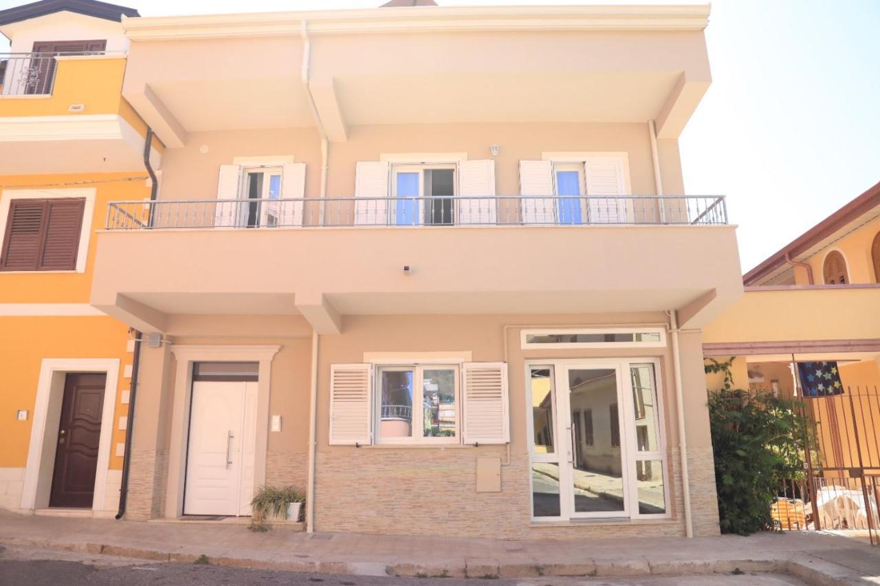 Vicky'S House Bed & Breakfast Паргелия Екстериор снимка
