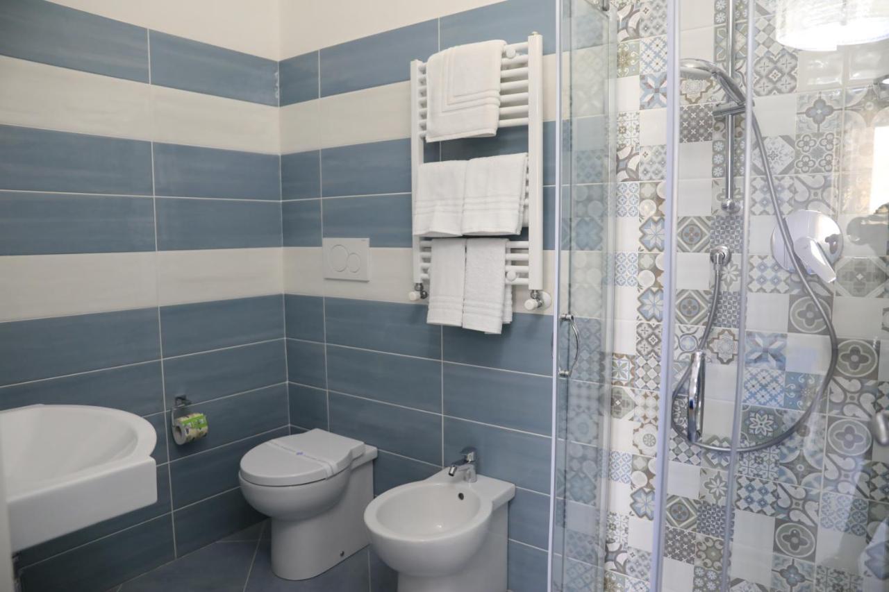 Vicky'S House Bed & Breakfast Паргелия Екстериор снимка