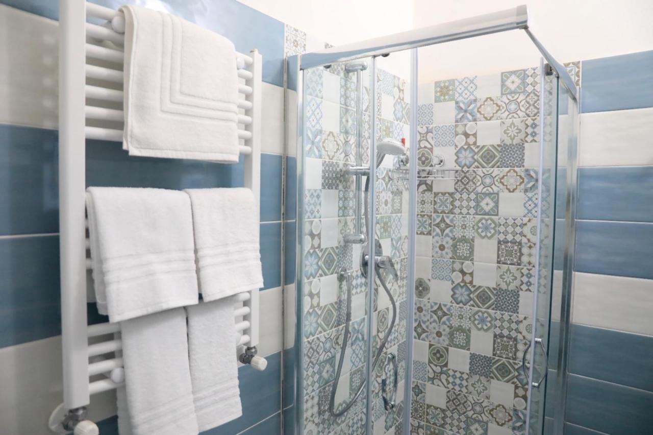 Vicky'S House Bed & Breakfast Паргелия Екстериор снимка