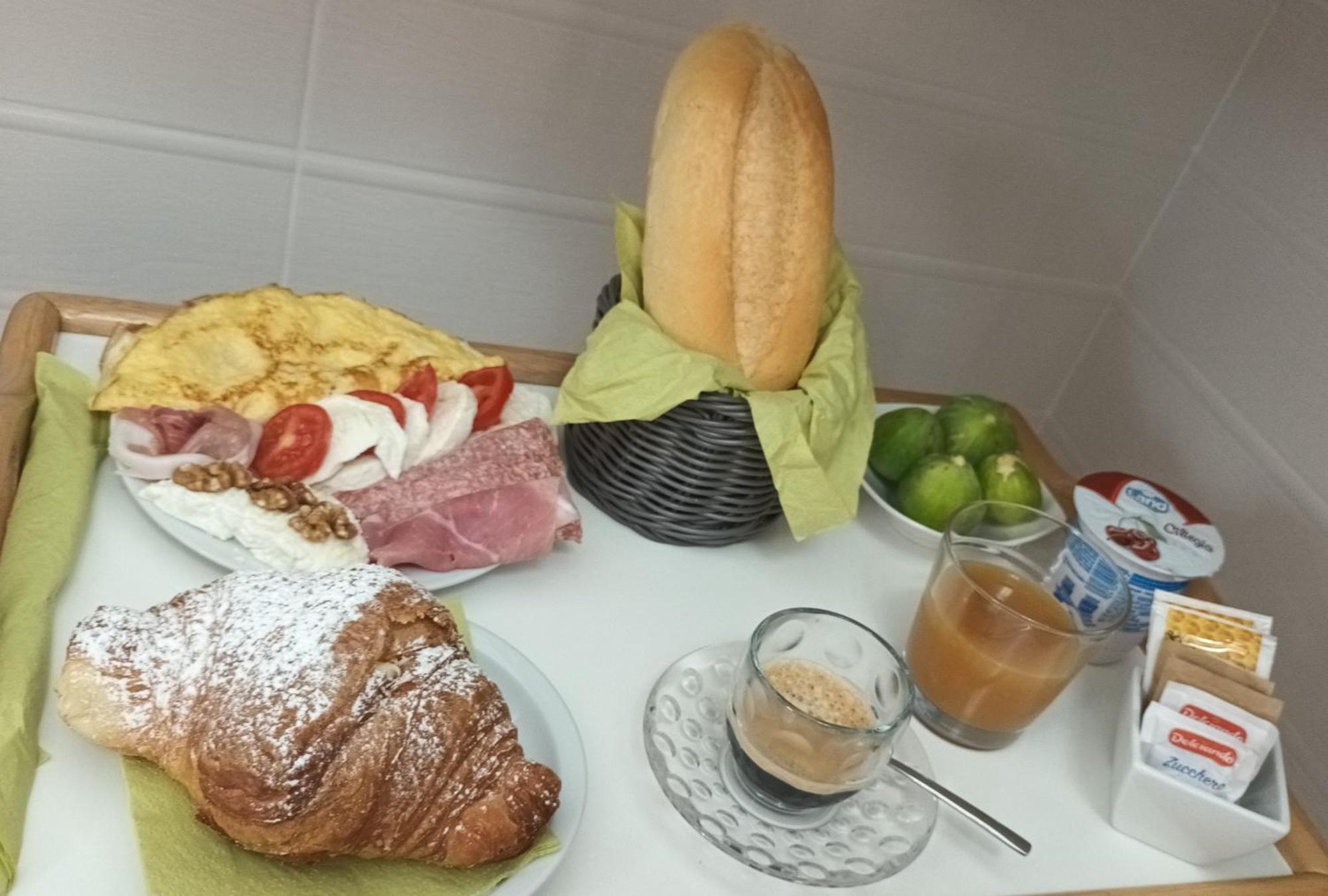 Vicky'S House Bed & Breakfast Паргелия Екстериор снимка
